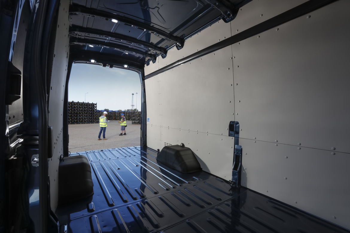 Ford Transit z DMC 5 ton