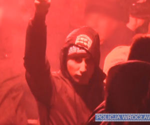 Wrocław: Tych osób szuka policja. Chodzi o marsz narodowców! [ZDJĘCIA]