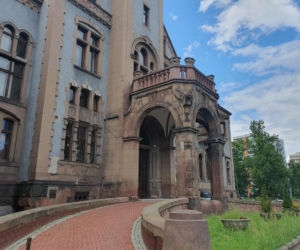 Porwał i zgwałcił dziewczynkę posiedzi 13 lat