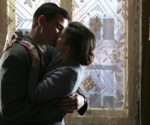 CZAS HONORU. Lena (Agnieszka Więdłocha) i Janek (Antoni Pawlicki)