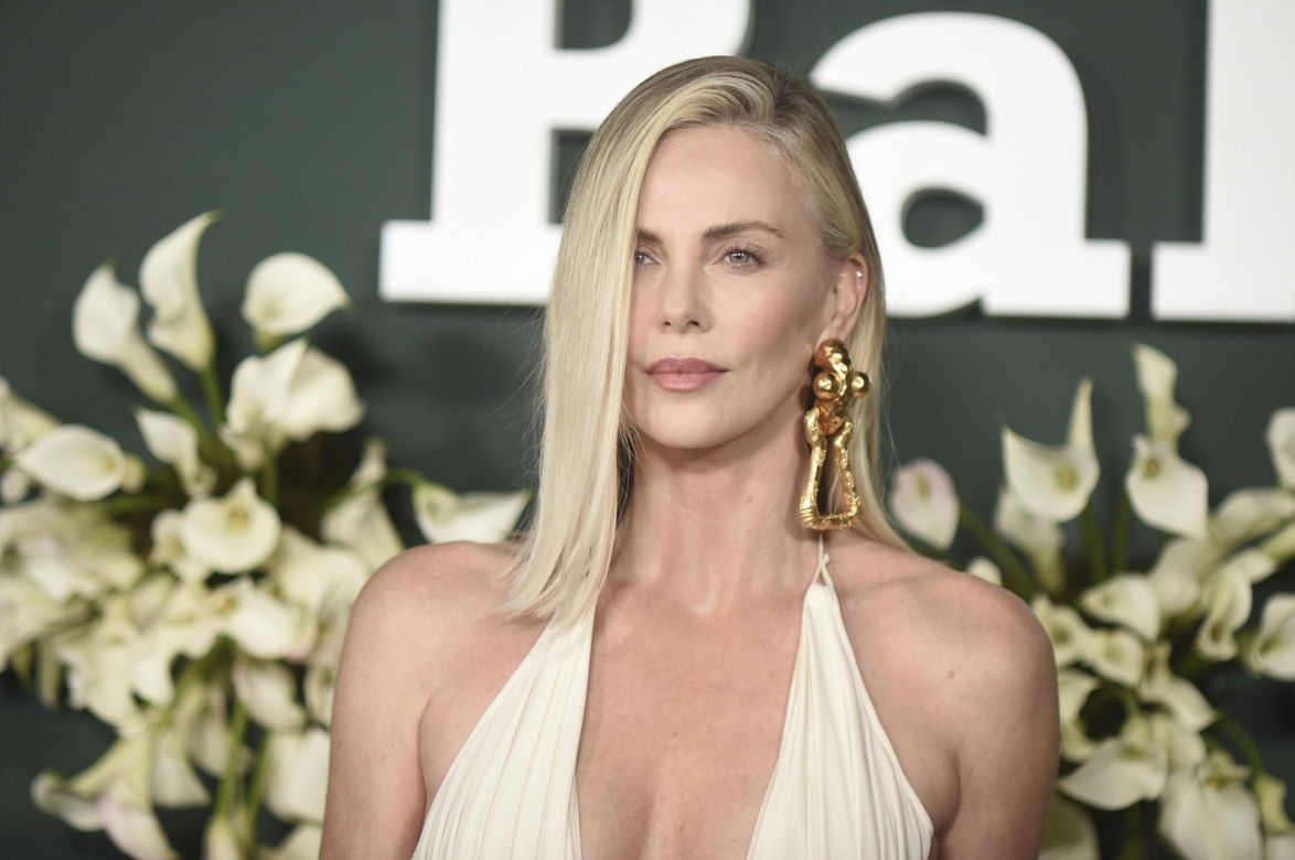 Anita Werner ma sobowtóra? Fani nie mają wątpliwości: „Charlize Theron to Ty!” 