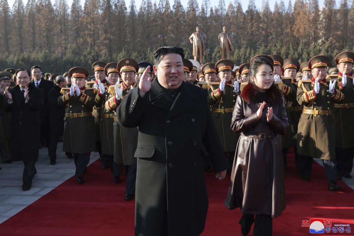 Padły rozkazy Kim Dzong Una. Zabronił naśladowania swojej fryzury!