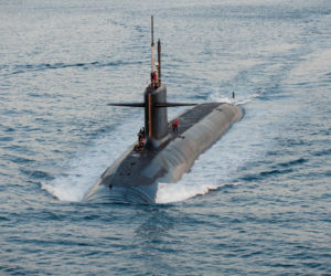 Wojna pałaców o atomowy guzik. Czyj parasol nuklearny ochroni Polskę: francuski czy amerykański?