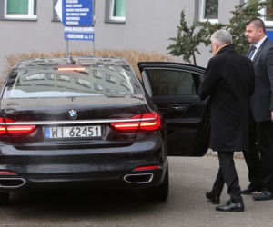 MARSZAŁEK SENATU STANISŁAW KARCZEWSKI ODBYWA REHABILITACJE KRĘGOSŁUPA