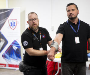 Aptekarze ćwiczą na wypadek wojny. Pierwsze takie szkolenie w Warszawie