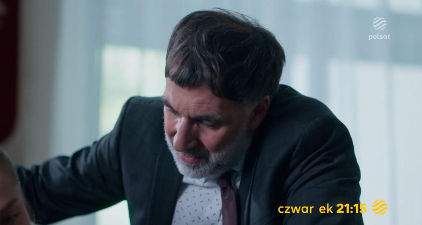 Przyjaciółki, 24 sezon, odc. 281. Adam Gocławski (Radosław Krzyżowski), Inga (Małgorzata Socha)