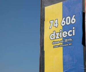 Wojna nie taka najgorsza? Szokujący billboard proliferskiej fundacji   
