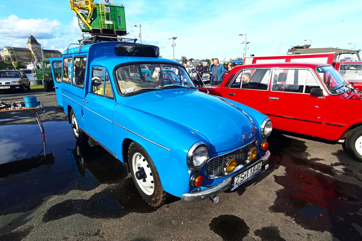 Zlot klasyków motoryzacji na Łasztowni