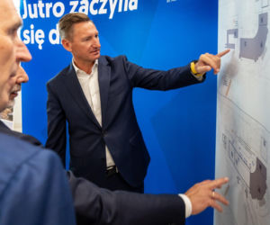 Nowa tymczasowa hala przylotów na lotnisku w Goleniowie