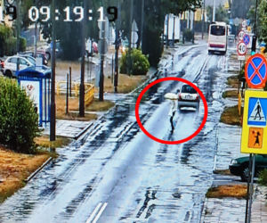 Piesi i kierowcy pod lupą bydgoskich policjantów. Posypały się mandaty! [ZDJĘCIA]
