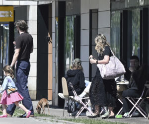 Zofia Zborowska i Andrzej Wrona wybrali się na rodzinny piknik