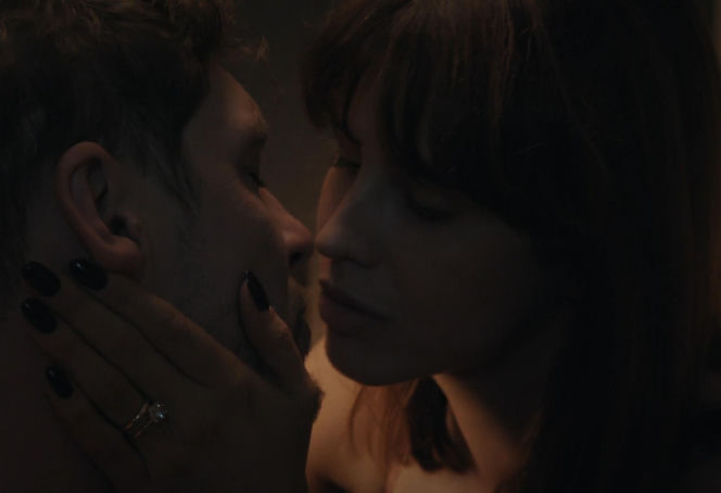 M jak miłość, odcinek 1924. Kama (Michalina Sosna), Marcin (Mikołaj Roznerski)