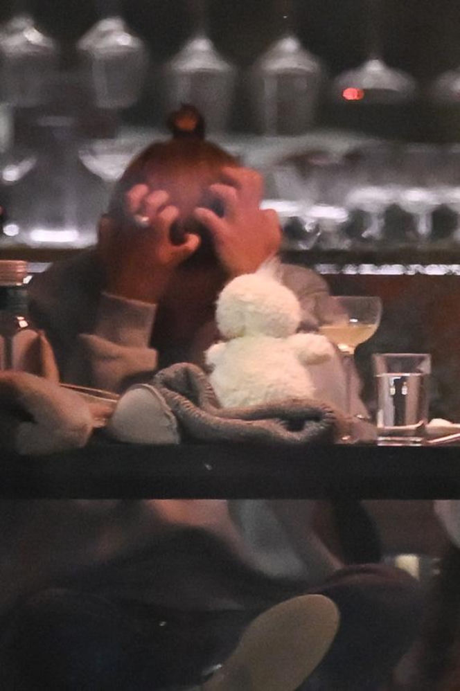 Katarzyna Zielińska pije z kaczorem