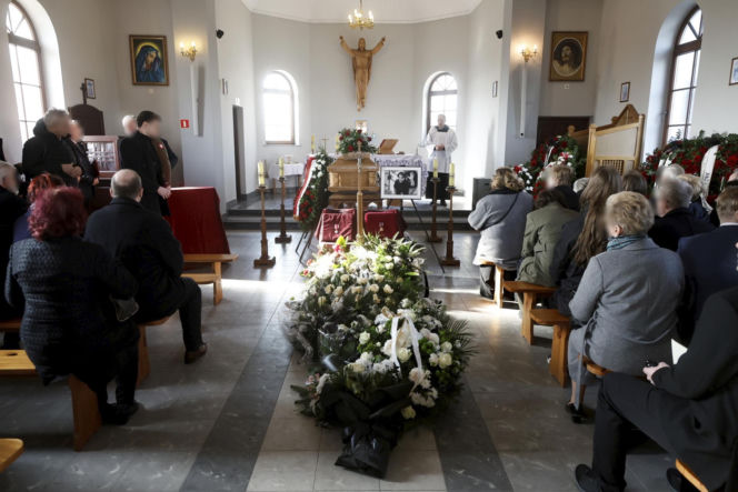 Pogrzeb fotoreportera Adama Chełstowskiego