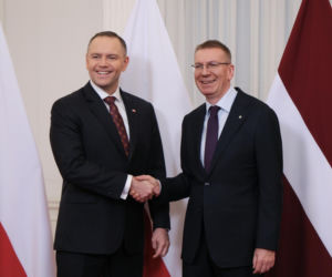 Prezydent Karol Nawrocki z wizytą na Łotwie. Główne tematy to bezpieczeństwo i sytuacja na Bałtyku