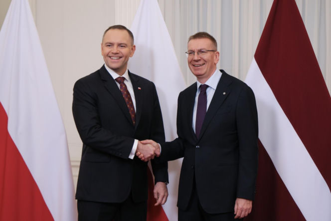 Prezydent Karol Nawrocki z wizytą na Łotwie. Główne tematy to bezpieczeństwo i sytuacja na Bałtyku
