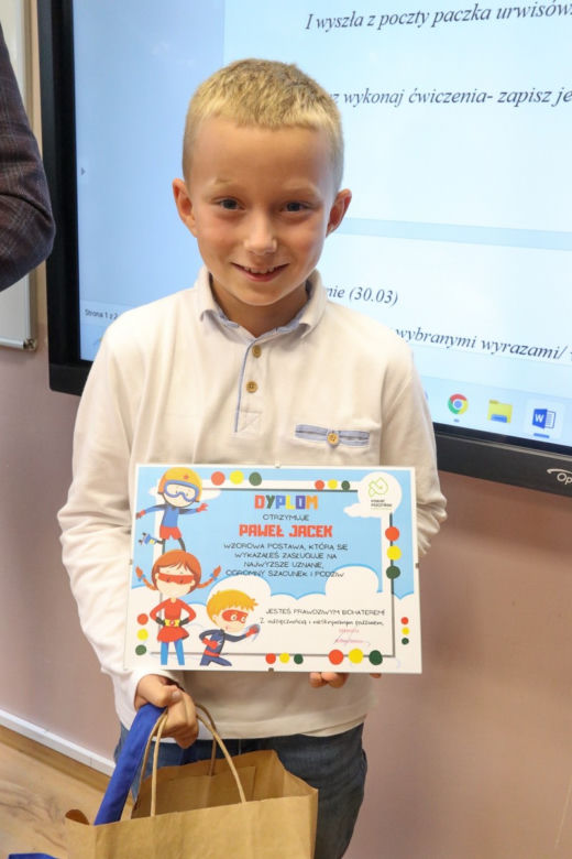 Paweł Jacek z Goczałkowic-Zdroju oddał znalezione 10 tys. złotych właścicielowi