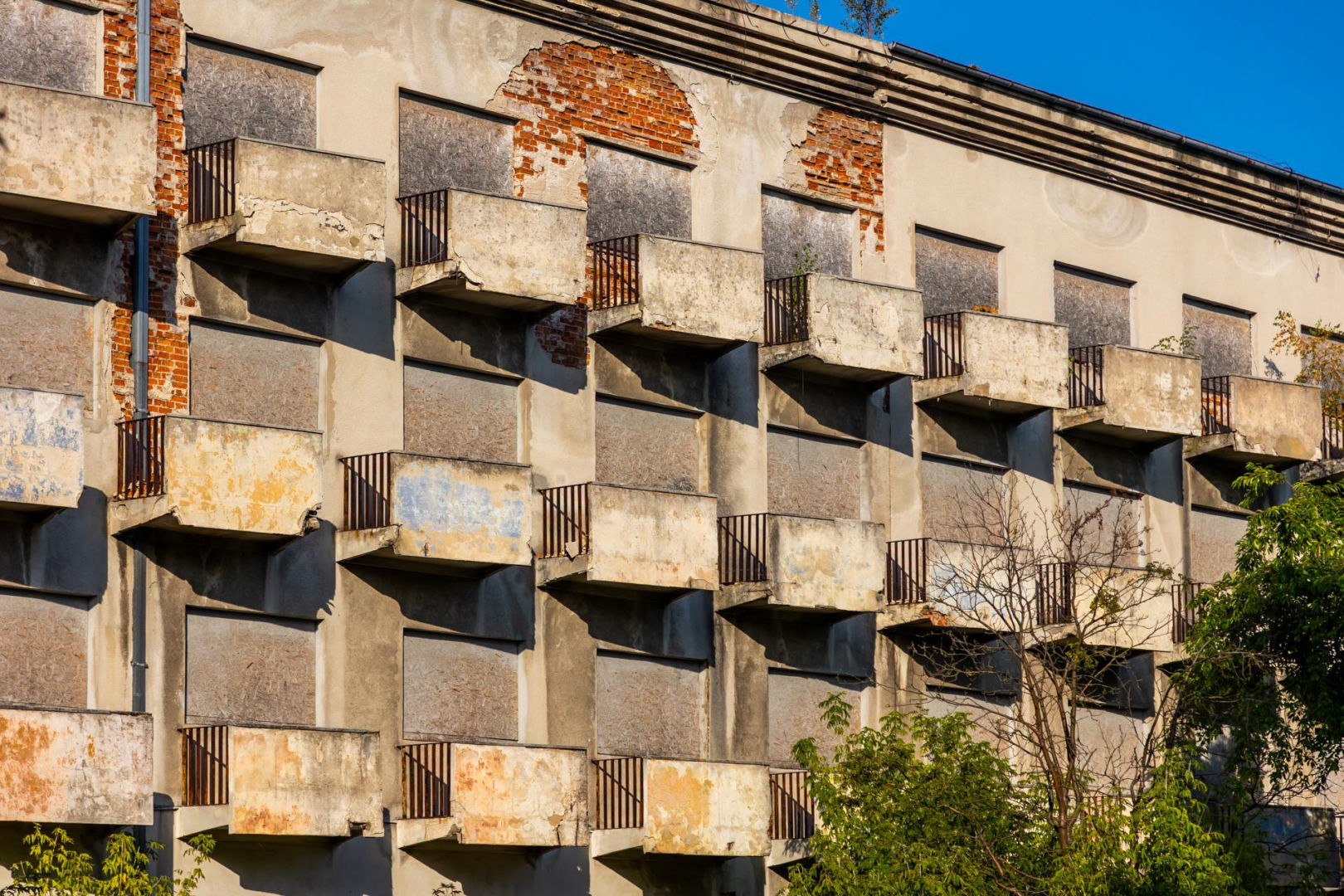 Opuszczone sanatorium wojskowe Wiarus w Ciechocinku