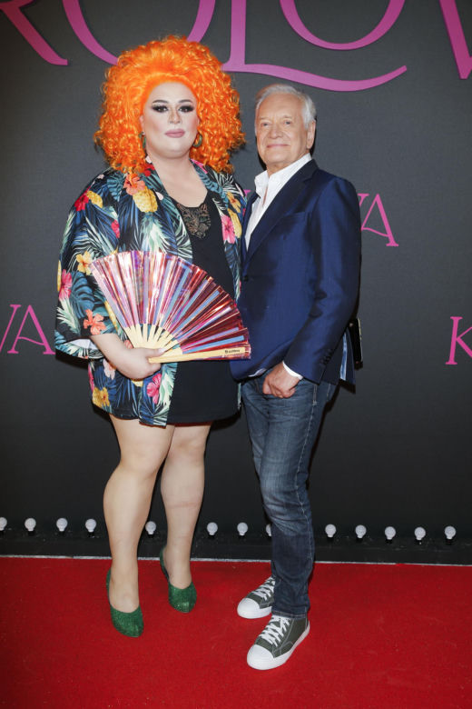 Widzieliśmy "Królową" Netfliksa. Andrzej Seweryn i Maria Peszek dali popis! [GALERIA]