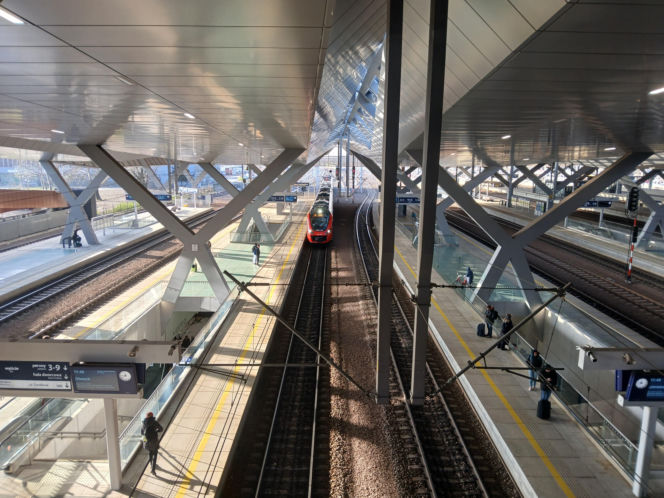 Dworzec kolejowy Warszawa Zachodnia po otwarciu