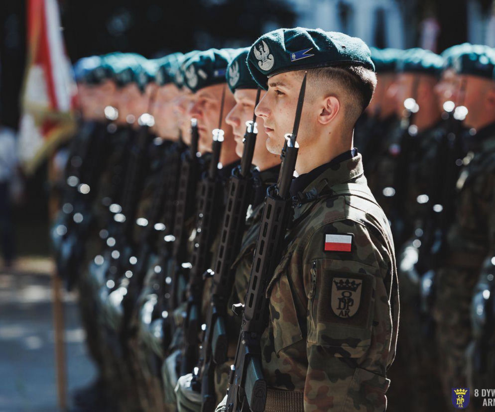 Formowanie 8. Dywizji Piechoty Armii Krajowej. Jakie są postępy i plany MON?
