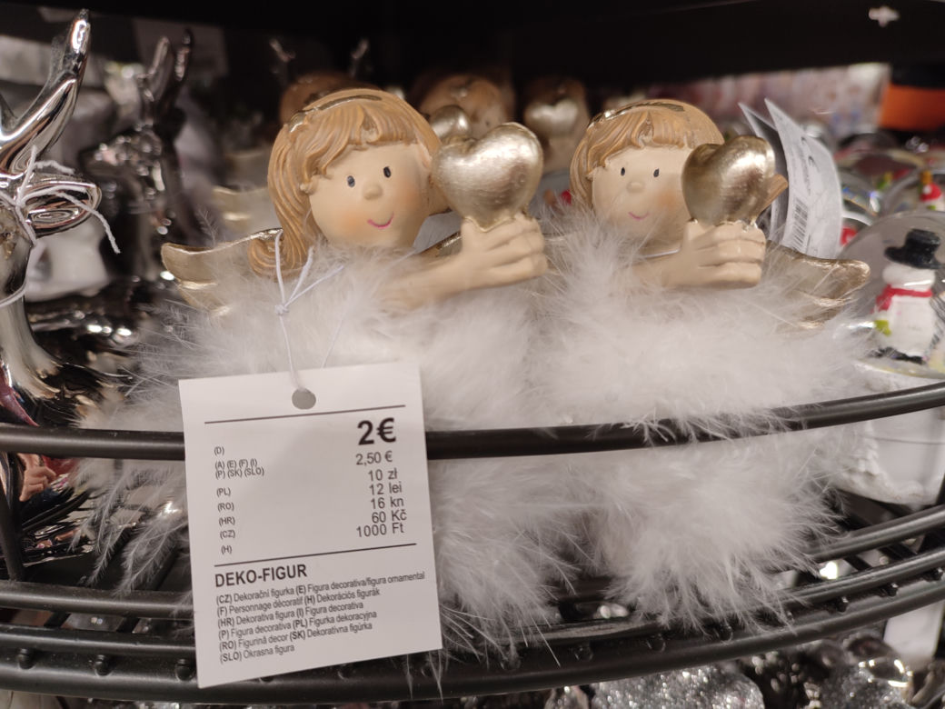 Bożonarodzeniowe ozdoby już w sklepach! Co kupimy w sklepie Tedi czy Kik? [ZDJĘCIA]