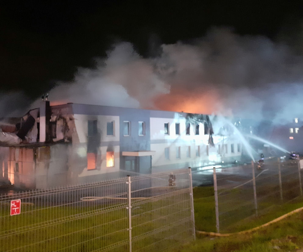 Lublin: WIELKI POŻAR przy ul. Grygowej. DRAMATYCZNA akcja strażaków! Zobacz