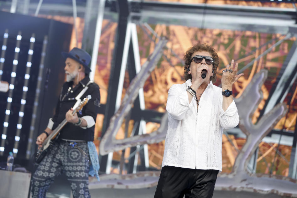 Ludzie w Opolu śpiewali za nich! "Starsi panowie" z Lady Pank roznieśli scenę!