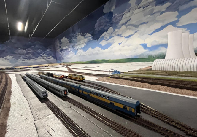 To największa na świecie modelarska makieta kolejowa. Na ponad trzech tysiącach metrów kwadratowych pokaże całą Polskę