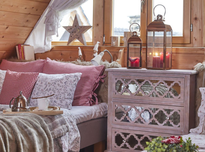Sypialnia w świątecznej odsłonie