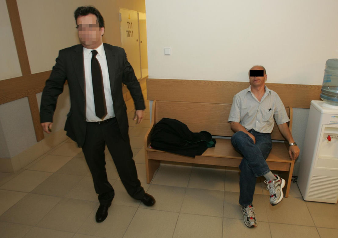 Terroryzował Warszawę. Z nienawiści zabił pięć kobiet. Łomiarz znowu wychodzi na wolność