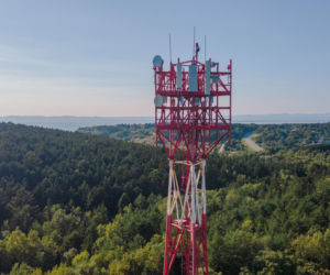Te telefony przestają działać. Likwidują sieć
