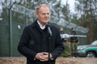 Premier Donald Tusk podziękował służbom na granicy z Białorusią. „Żeby świętować mógł ktoś, ktoś musi czuwać”