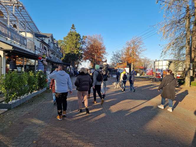 Nowy trend nad morzem! Lody i pamiątki w połowie listopada? Ta nadmorska miejscowość jest czynna cały rok