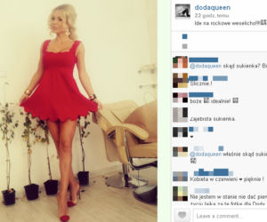Doda w czerwonej sukience, instagram