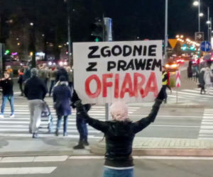 Ani jednej więcej!. Protest w Szczecinie po śmierci Izy z Pszczyny