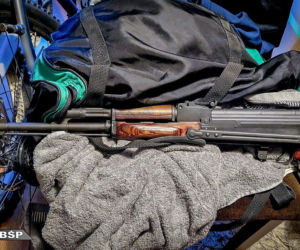 AK-47, pistolet Glock, tysiące tabletek, a to nie wszystko. Spektakularna akcja CBŚP w Krakowie