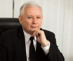Prezes PiS krytykuje zarobki aniołków Glapińskiego