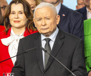 Smutny widok domu Kaczyńskiego. Willa na Żoliborzu się sypie