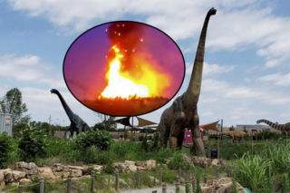 Piorun trafił prosto w dinozaura! Zobacz, co z niego zostało