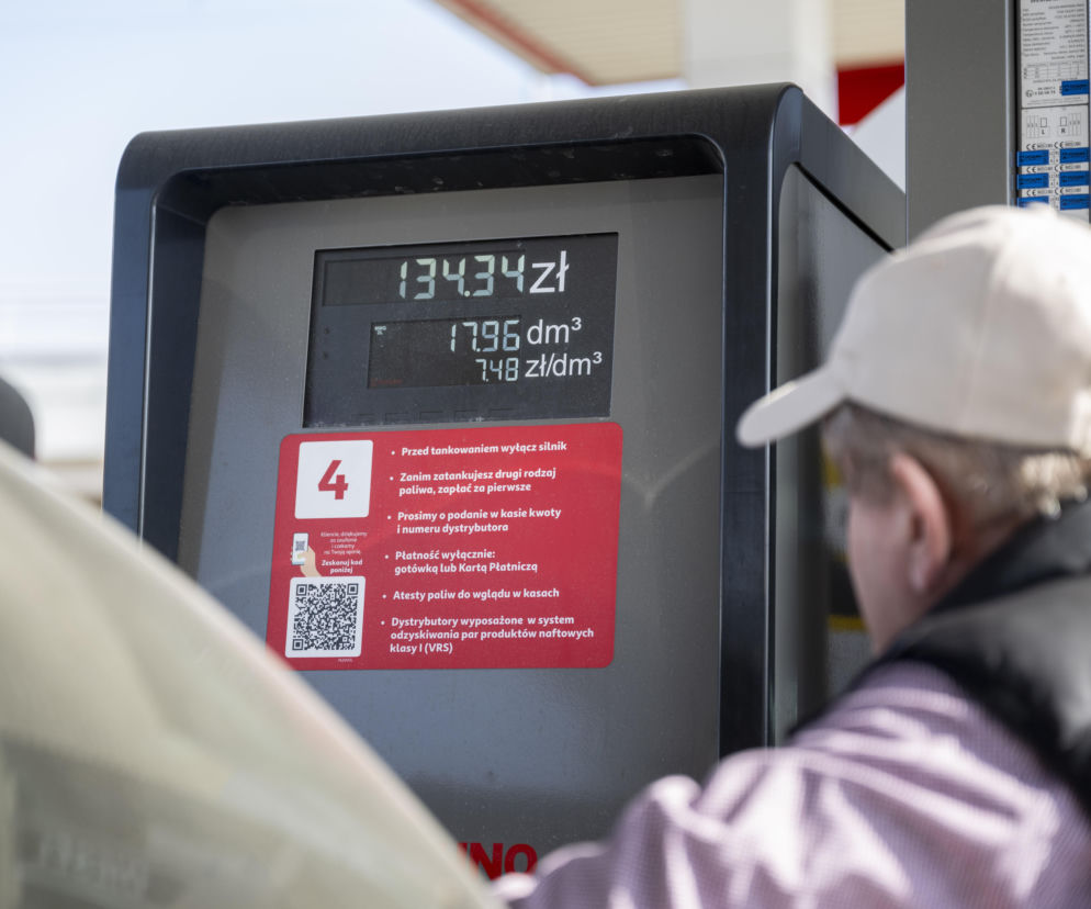Ile naprawdę zapłacimy na stacji, gdy VAT na paliwa spadnie do 8 proc.?