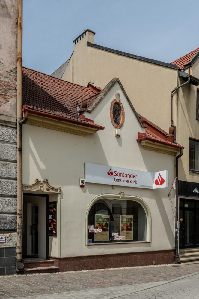 To jedno z najpiękniejszych miast w woj. małopolskim. Mikołaj Rej ukończył w nim swoje słynne dzieło