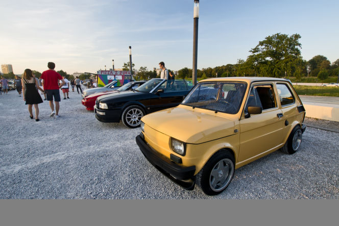 Klasyczne auta na spotkaniu Youngtimer Warsaw