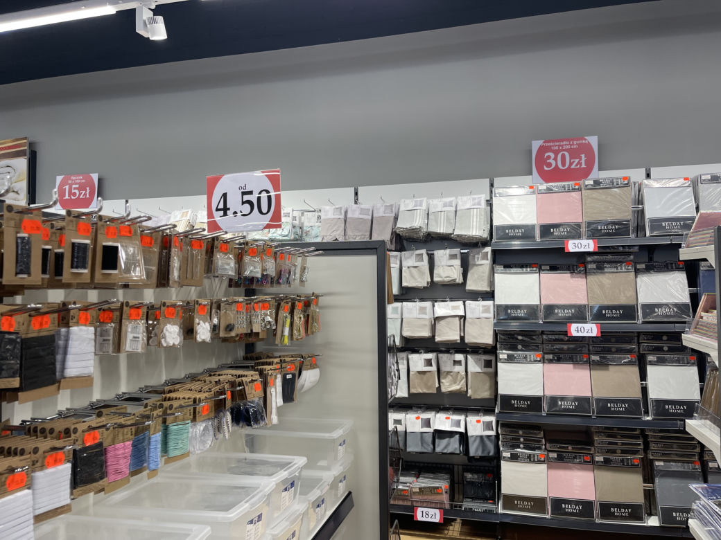 Otwarcie pierwszego w Polsce sklepu Woolworth w centrum handlowym Atut w Krakowie
