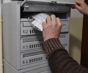 Tak Toruń rozdaje maseczki! Mieszkańcy nie muszą się obawiać 