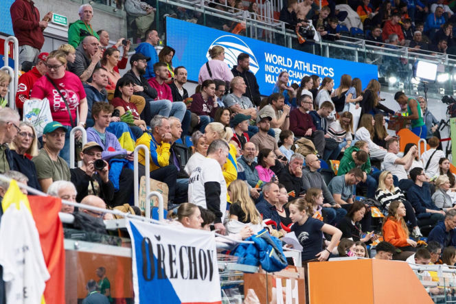 Halowe Mistrzostwa Świata w Lekkoatletyce Kujawy Pomorze 26 w Toruniu. Zdjęcia kibiców i zawodników z 1. dnia imprezy