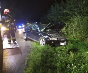 Ciechanów. Zatrzymał się, by pomóc kobiecie! Doprowadził do czołowego zderzenia!