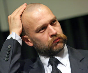 Od Wiedźmina do jednego z najpopularniejszych aktorów. Tak zmieniał się Michał Żebrowski