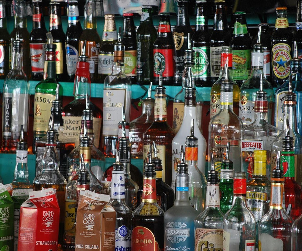 Ministerstwo Finansów planuje zmiany w akcyzie na alkohol. Pracujemy nad tematem małpek