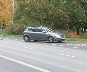 Poważny wypadek na Rondzie Skrzetuskim w Bydgoszczy. Samochód zderzył się z motoambulansem!
